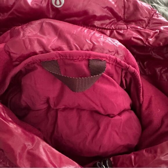 Lululemon Athletica FLUFFED UP Puffer Jacket with Hood - Picture 7 of 11